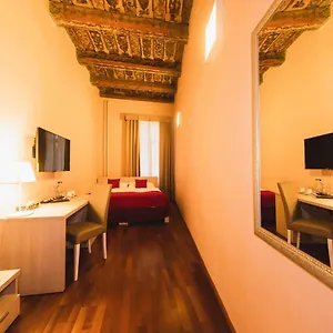 Boutique Residence By Little King Aparthotel Prag